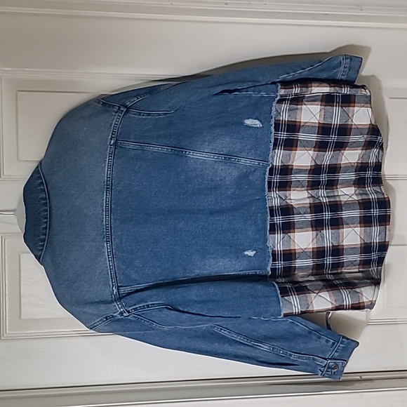 JEAN Jacket - Picture 2 of 4
